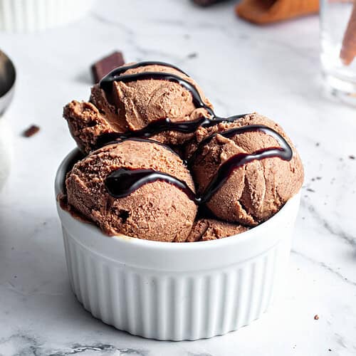Home bowl of chocolate ice cream 500x500